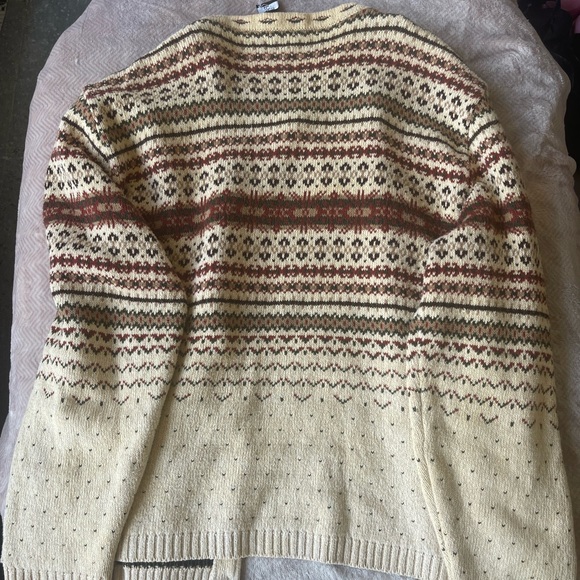 XL Patterned Cardigan - Picture 4 of 4